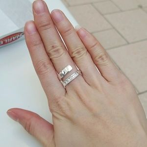 Meet your Posher, Nhan